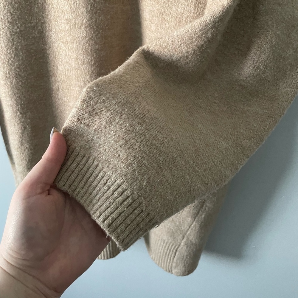 DKNY cardigan 12 - Picture 6 of 10